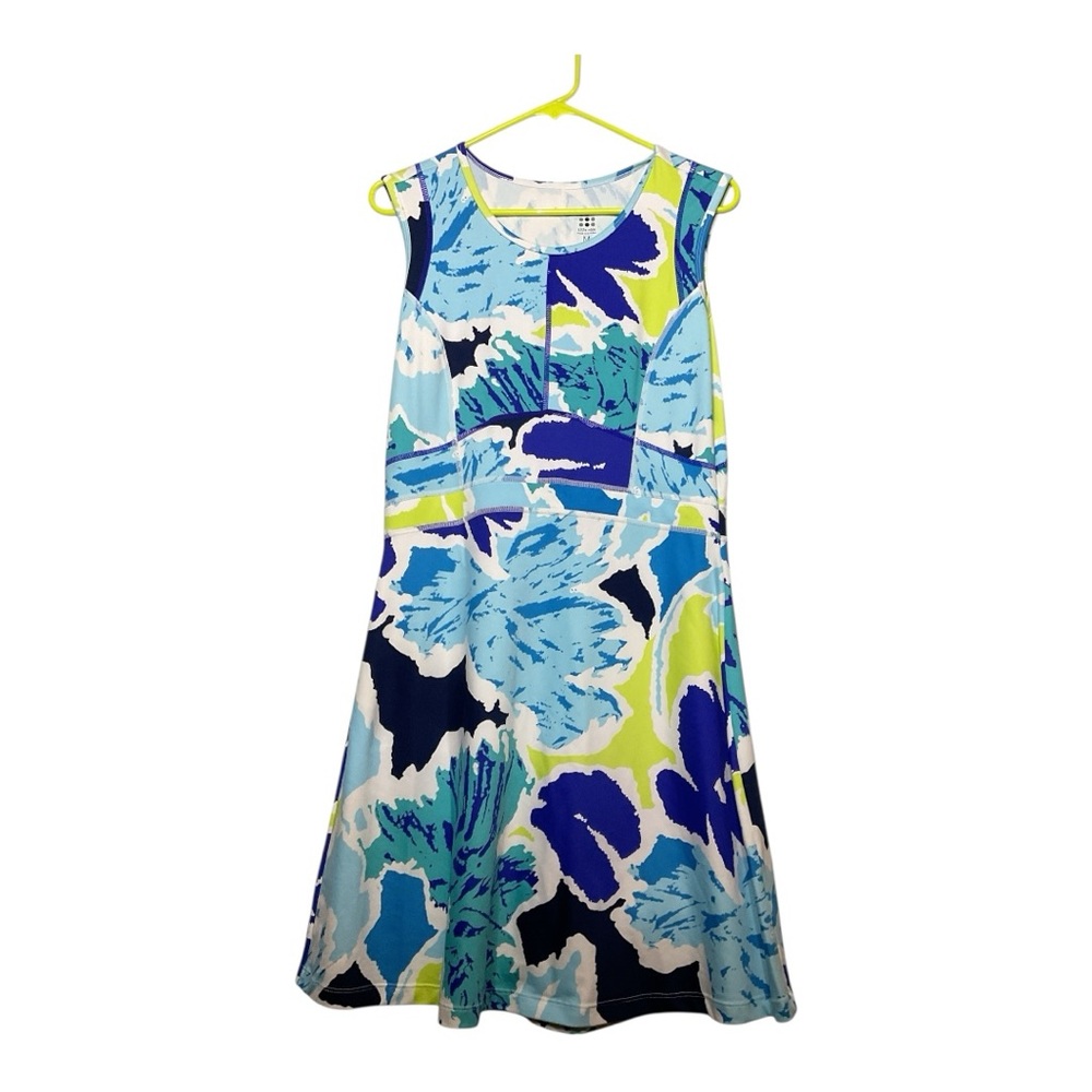 Women’s NWT Title Nine Dream dress with one zippered hidden pocket, size medium